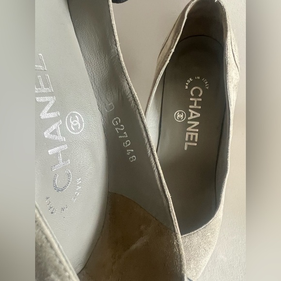 Chanel interlocking cc suede pump - Picture 6 of 9